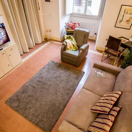 Acacia - Calla Apartment